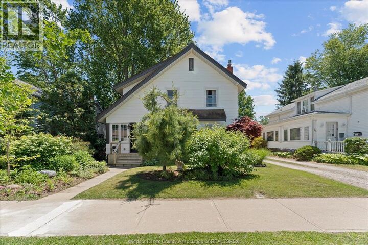 Property Photo:  71 Pearl Street West  ON N9Y 1V5 