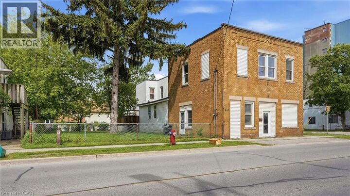 Property Photo: 247 King Street ON L3B 3J9