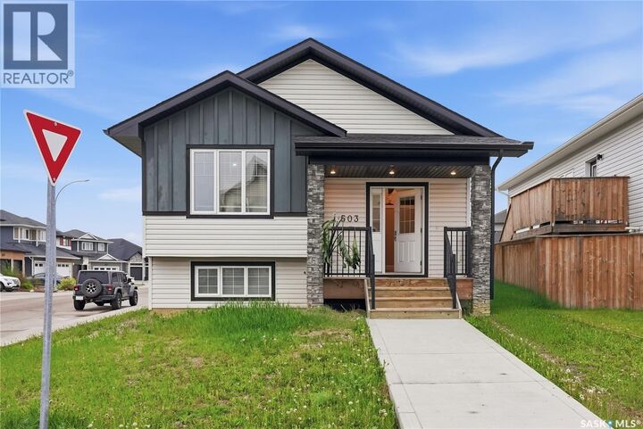 Property Photo:  503 Fast Way  SK S7P 0B6 
