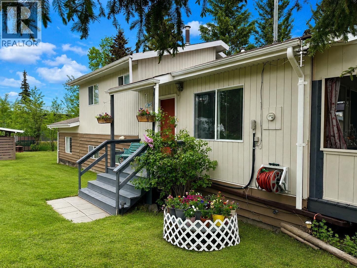 Property Photo: 6445 Livingston Road BC V0K 2K1