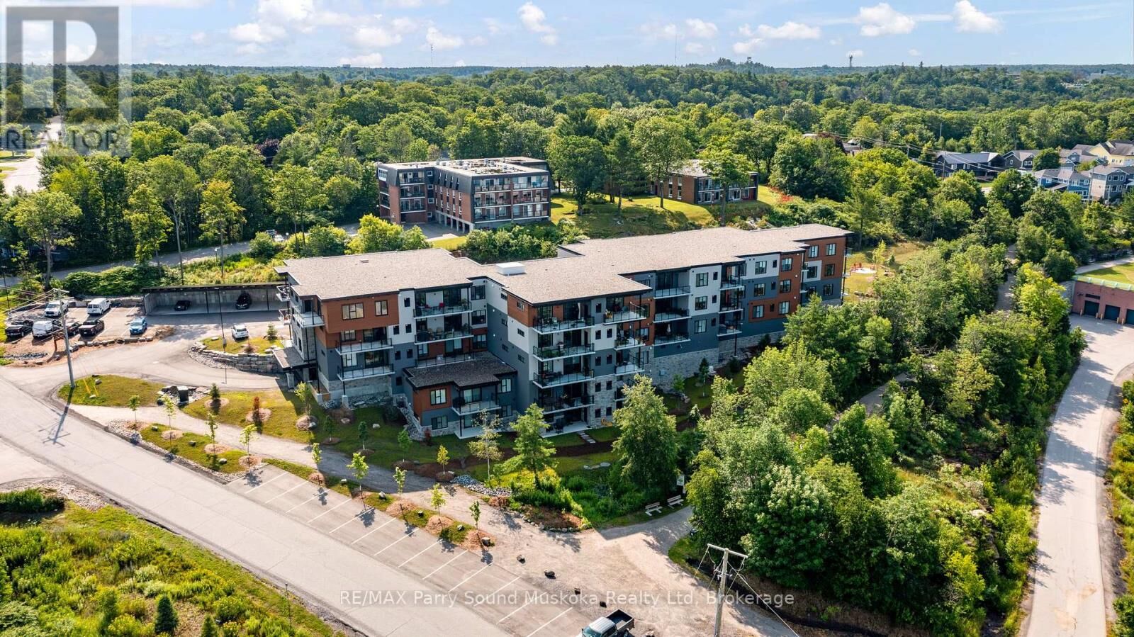 Property Photo:  20 Salt Dock Road 105  ON P2A 0E7 