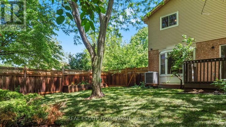 Property Photo:  39 Tomahawk Drive South  ON L3M 5G5 