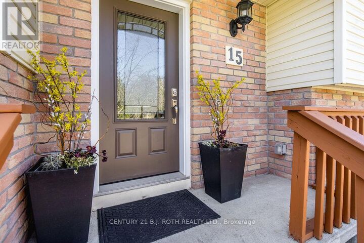 Property Photo:  15 Sugarbush Road  ON L0K 1E0 