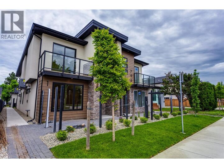 Property Photo: 796 Glenwood Avenue 2 BC V1Y 5M5
