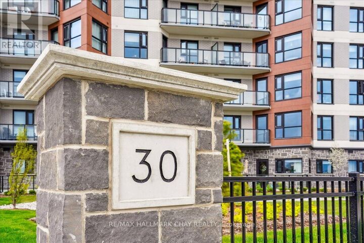 Property Photo:  30 Hanmer Street West 203  ON L4N 0J8 
