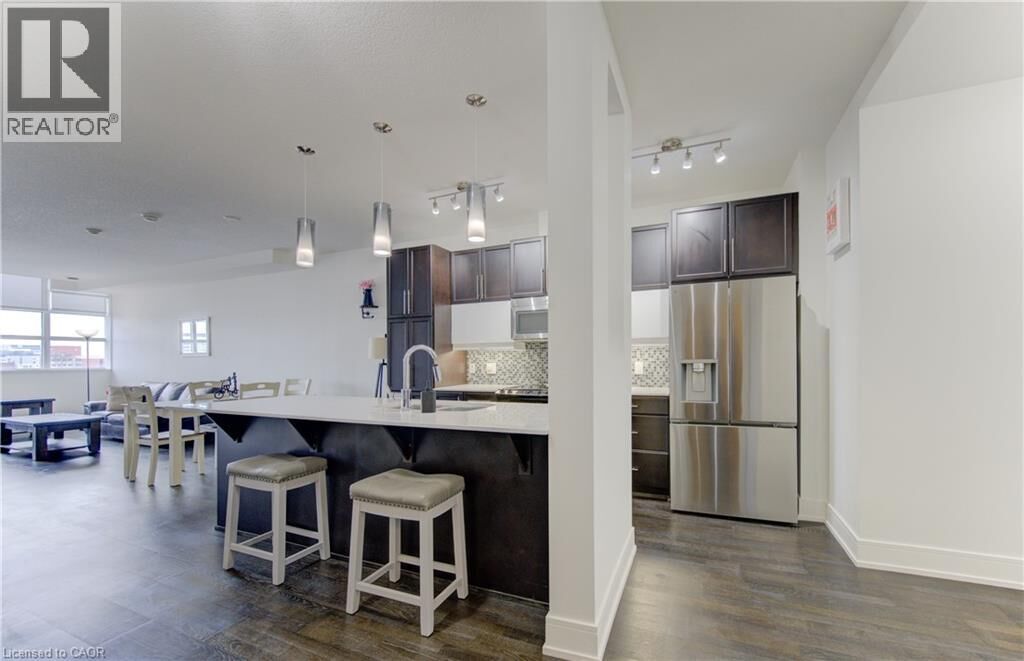 Property Photo:  112 Benton Street 601  ON N2G 3H6 
