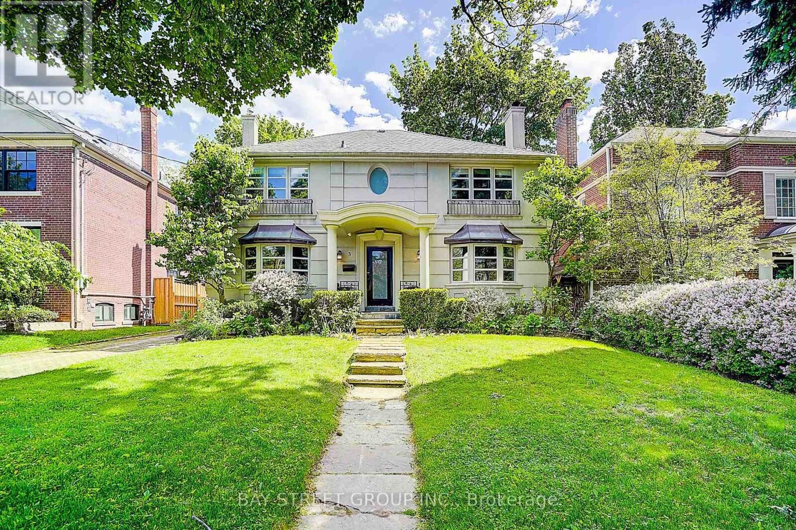 Property Photo:  3 Silverwood Avenue  ON M5P 1W3 