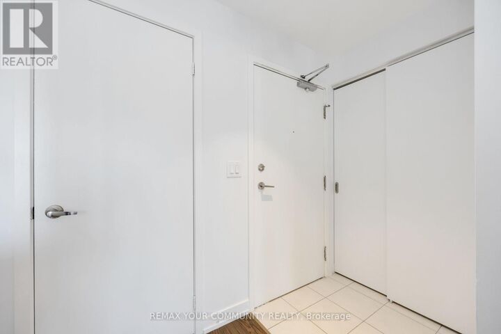 Property Photo:  400 Wellington Street West 1003  ON M5V 1E3 
