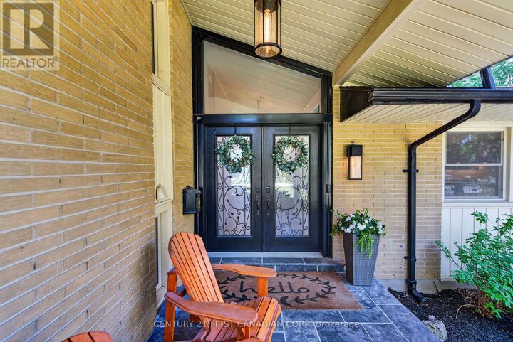 Property Photo: 1505 Stoneybrook Crescent ON N5X 1C6