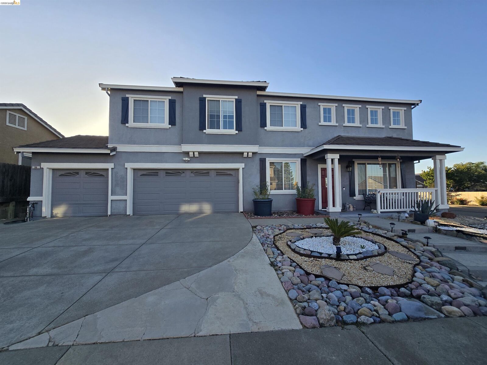 Property Photo:  6 Bridlewood Ct  CA 94565 