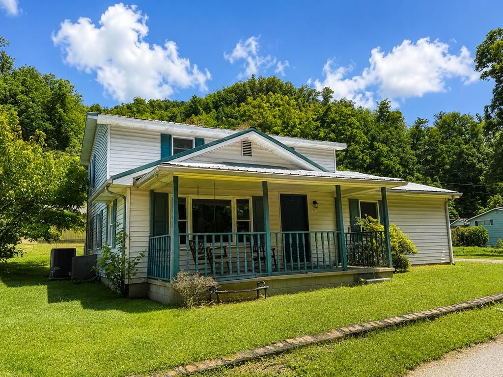 Property Photo:  353 Little Creek  KY 41501 