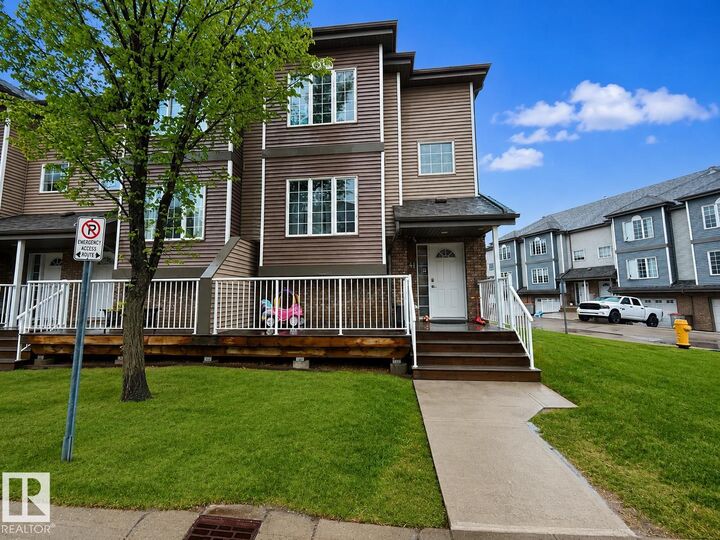 5102 30 Avenue 41 — photo 1