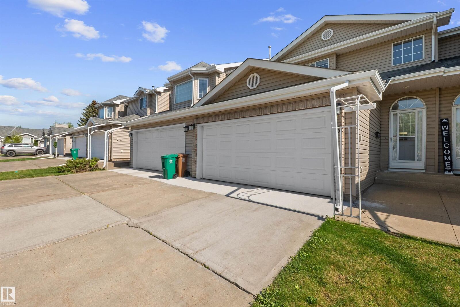 Photo de la propriété:  20 Deerbourne Drive 5  AB T8N 6E1 