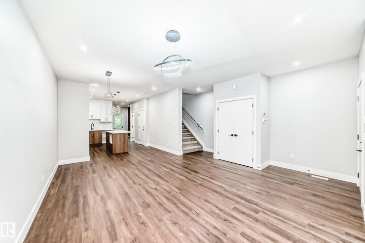 Property Photo:  11170 73 Avenue NW  AB T6G 0C4 
