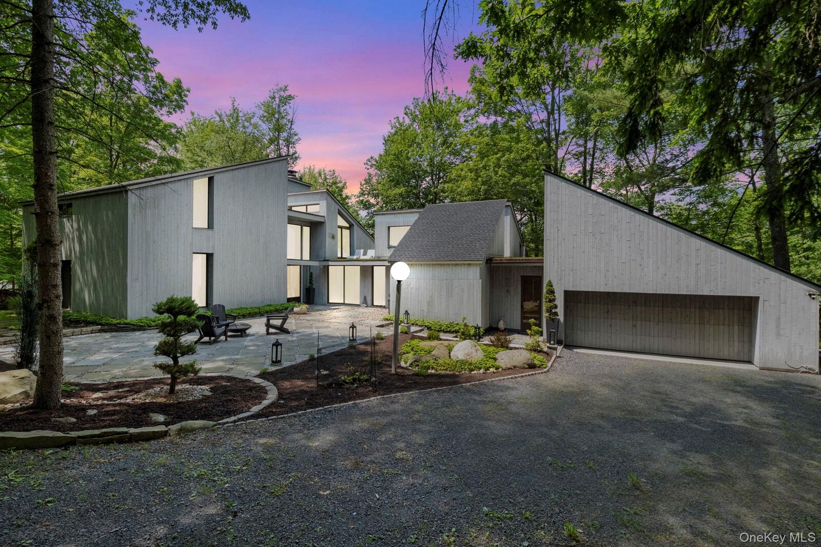 Property Photo:  21 Lincoln Terrace 19  NY 10940 