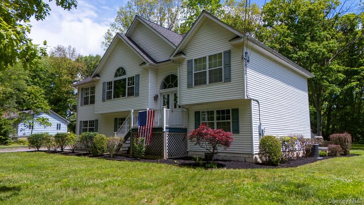 Property Photo: 41 W Old Farm Road NY 12533