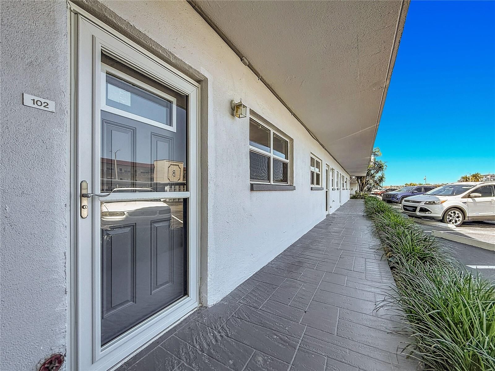 Property Photo:  3018 59th Street S 102  FL 33707 