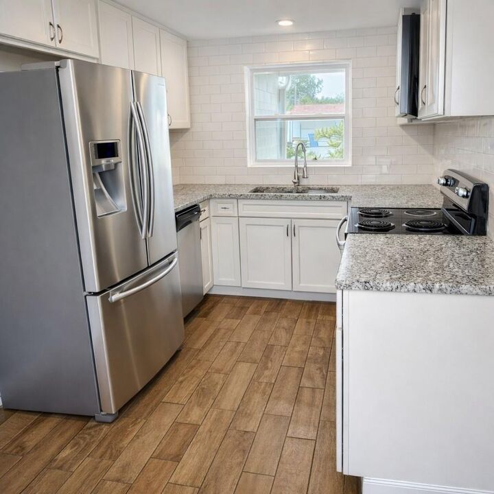 Property Photo:  8434 77th Ave  FL 33777 