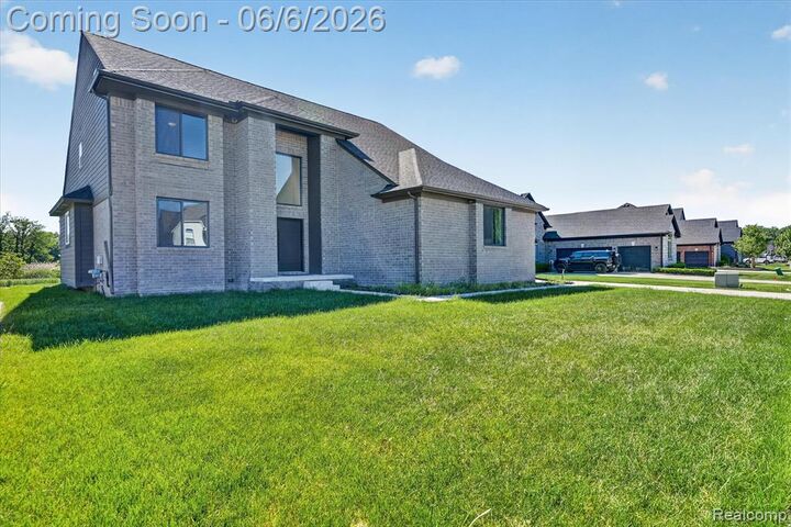 Property Photo: 54598 Deadwood Lane MI 48316 2313