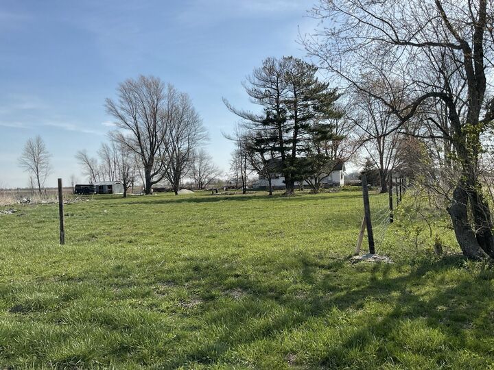 Property Photo:  8809 E 3100 North Road  IL 61865 