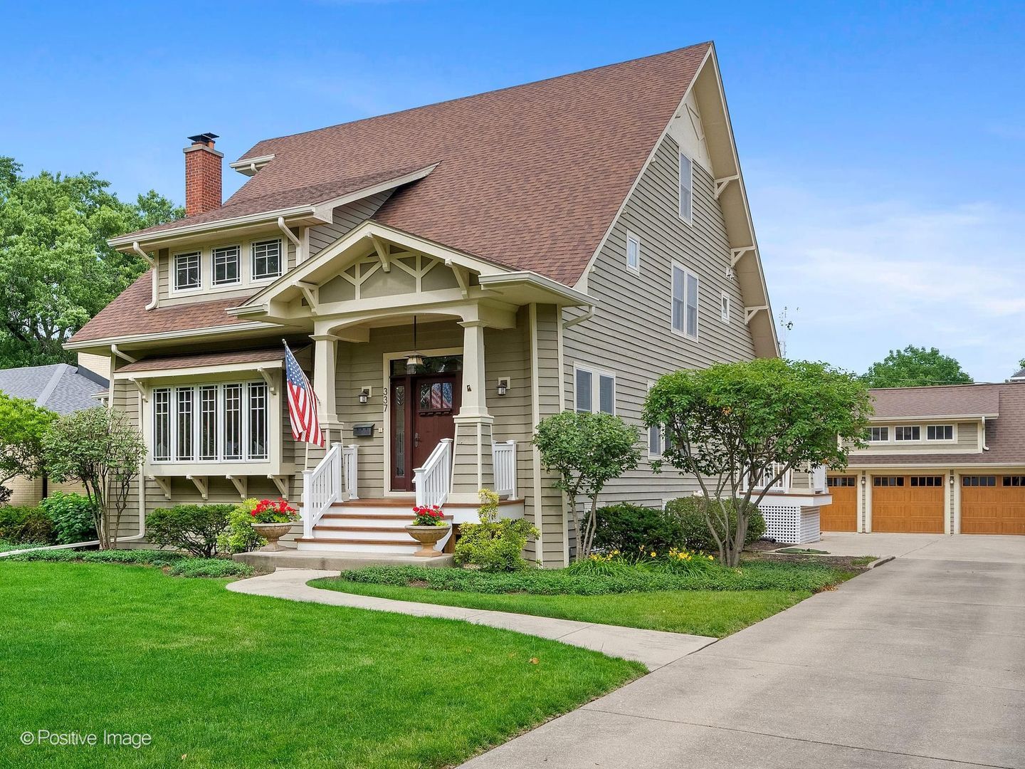 Property Photo:  337 S Park Avenue  IL 60525 