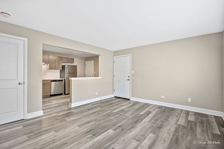 Property Photo: 4747 N Ronald Street 1A IL 60706