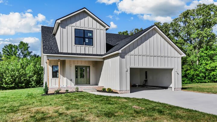 Property Photo: 357 Chase Dr TN 37043