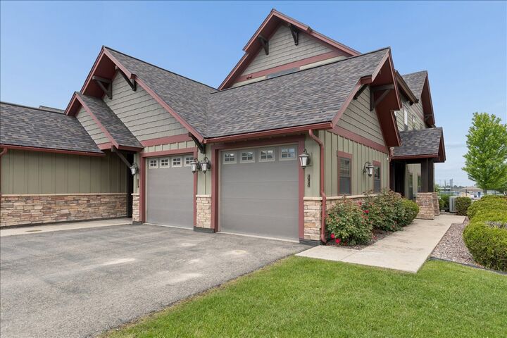 Property Photo:  195 Meadow Vista Loop 4D  MT 59901 