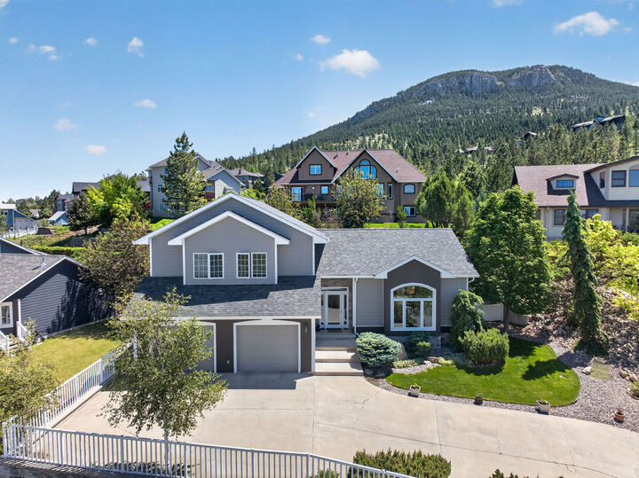 Property Photo:  2001 University Street  MT 59601 