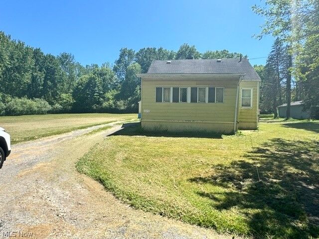 Property Photo:  1315 Crumrine Street  OH 44505 
