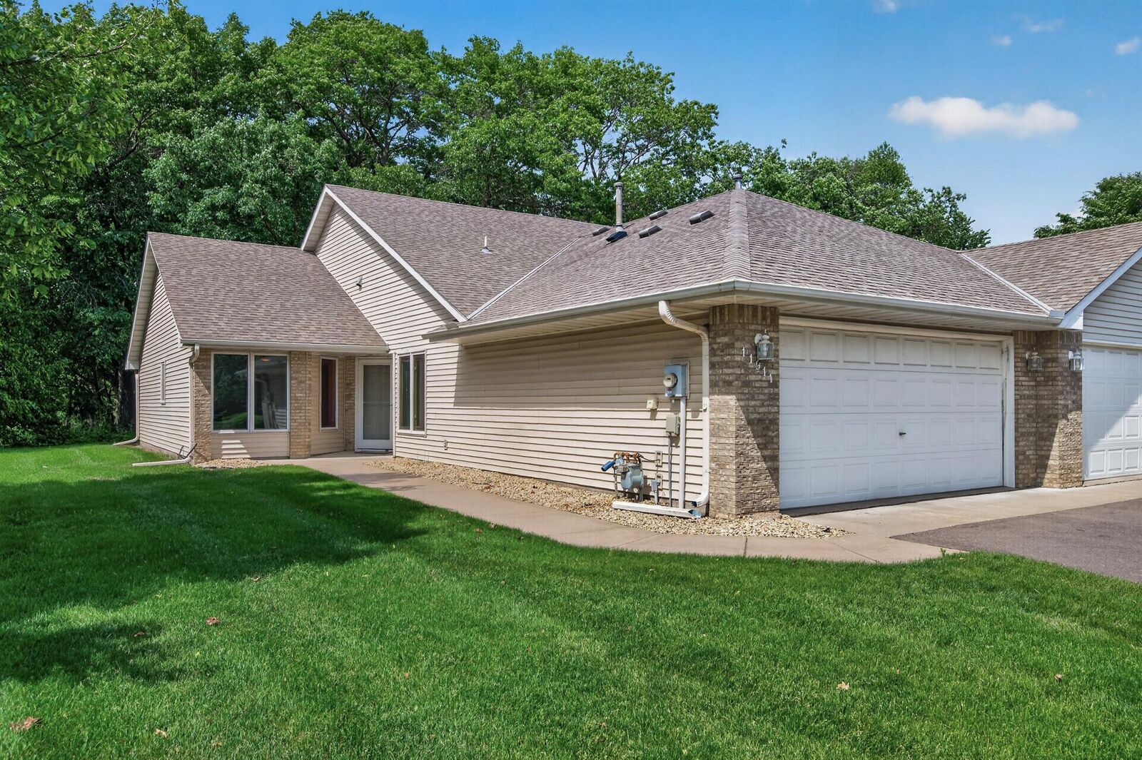 Property Photo: 11911 Aberdeen Street NE MN 55449