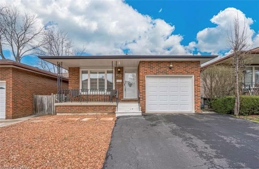 Property Photo:  610 Stone Church Road W Bsmt  ON L9B 1A7 