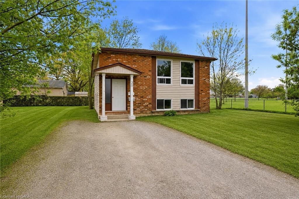 Property Photo:  21 Kirk Street Upper-Main  ON L2S 1B9 