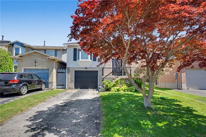 Property Photo:  7 Rembrandt Drive  ON L3M 4Z6 