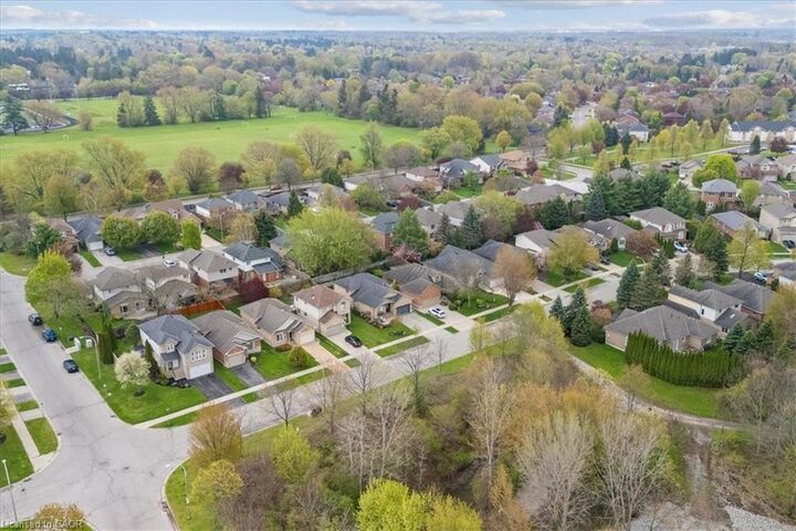 Property Photo:  147 Valridge Drive  ON L9G 4Y4 