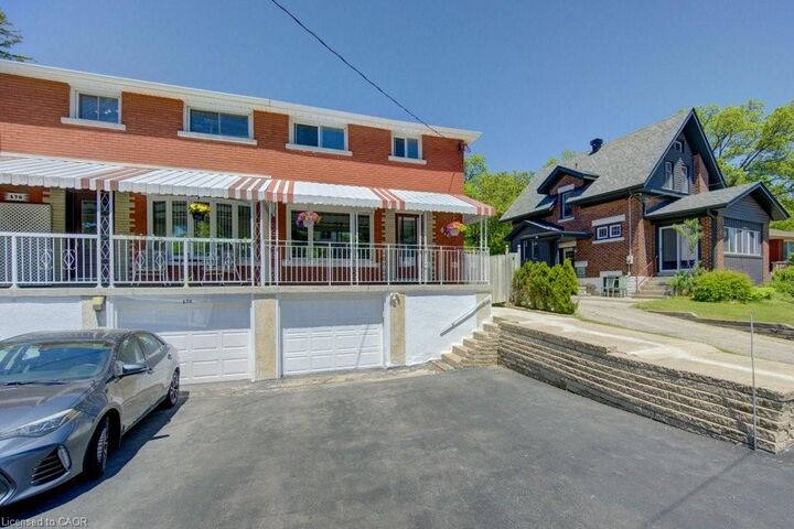 Property Photo:  478 Wellington Street N  ON N2H 5L5 