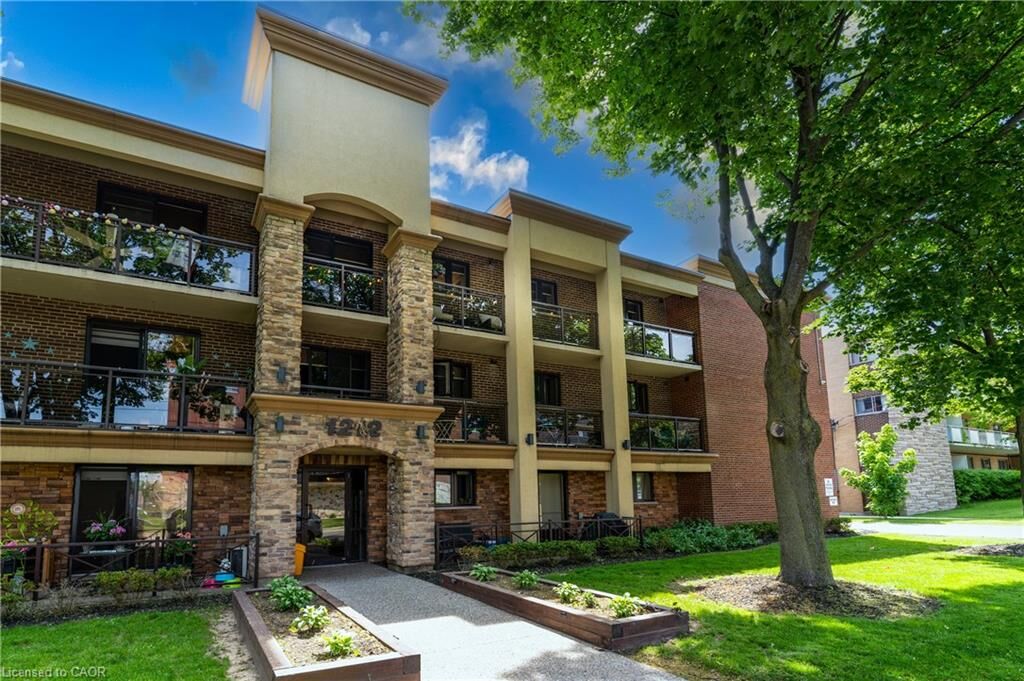 Property Photo:  1212 Fennell Avenue E 304  ON L8T 1T2 