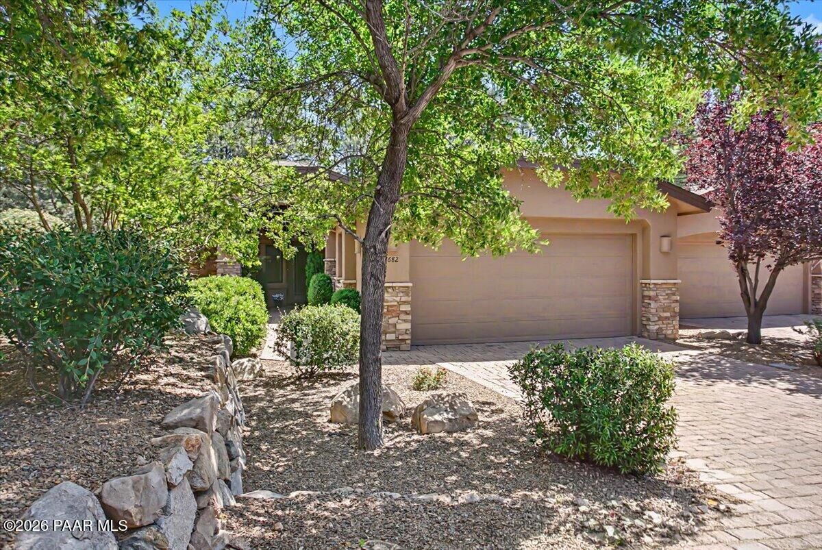 Property Photo:  1682 Gentle Way  AZ 86303 
