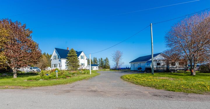 Property Photo: 3635 Grant Road PE C0A 2B0