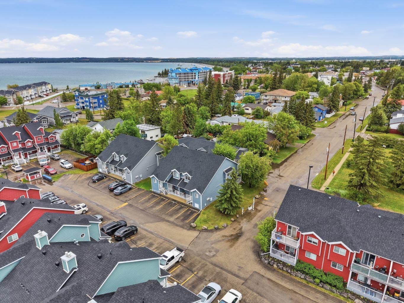 Property Photo: 5220 50A Avenue 1103 AB T4S 1E5