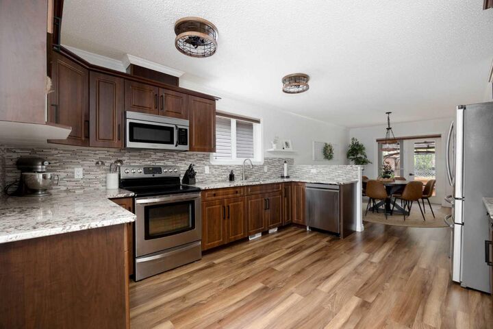 Photo de la propriété: 245 Pintail Place AB T9K 0P9
