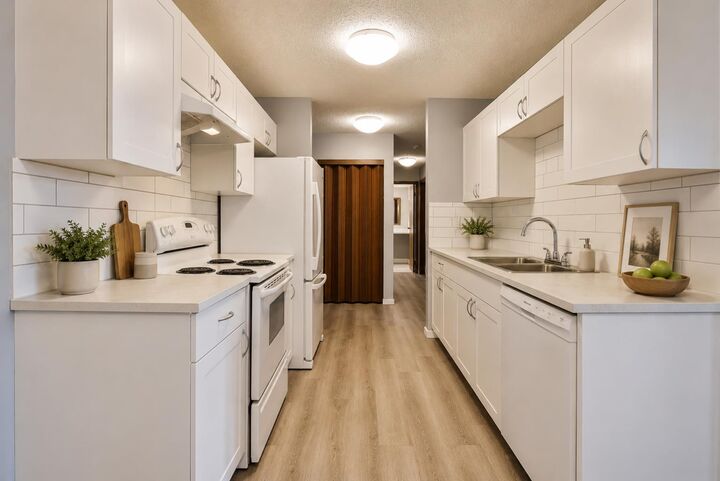 Property Photo:  85 Foxbend Crescent N 308  AB T1H 5T4 