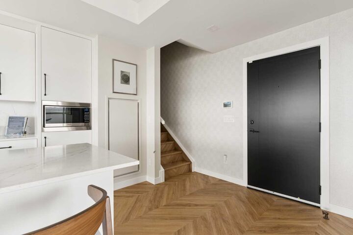 Property Photo: 8505 Broadcast Avenue SW 717 AB T3H 6B5