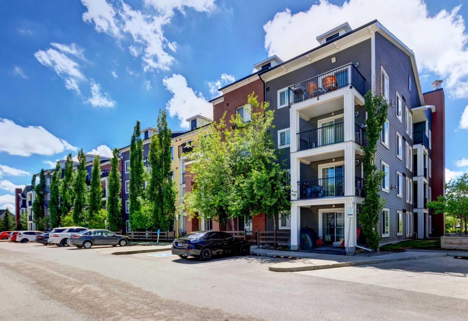 Property Photo: 755 Copperpond Boulevard SE 2114 AB T2Z 4R2
