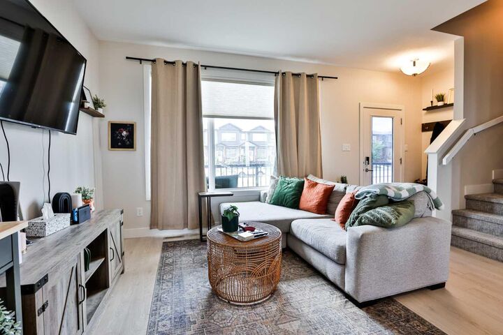 Property Photo:  2729 47 Street S  AB T1K 8J6 