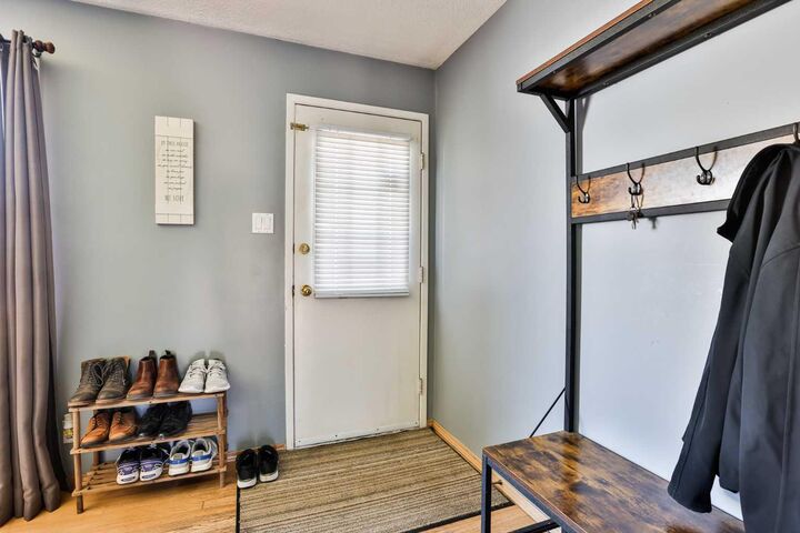 Property Photo: 2700 12 Avenue N AB T1H 4A9