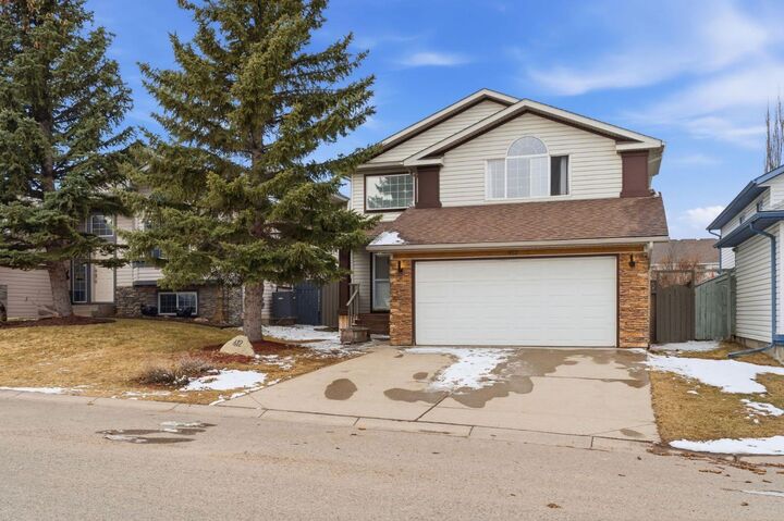 Property Photo:  412 Sheep River Point  AB T1S 1S3 