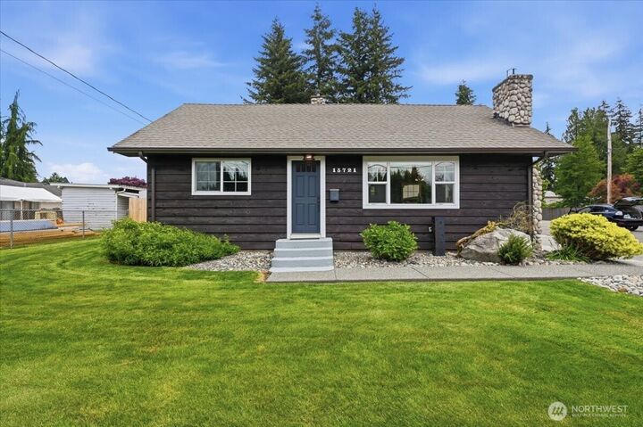 Property Photo:  15721  179th Avenue SE  WA 98272 