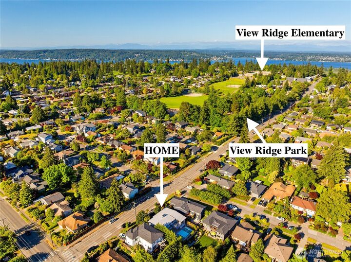 Property Photo: 4015 NE 70th Street WA 98115