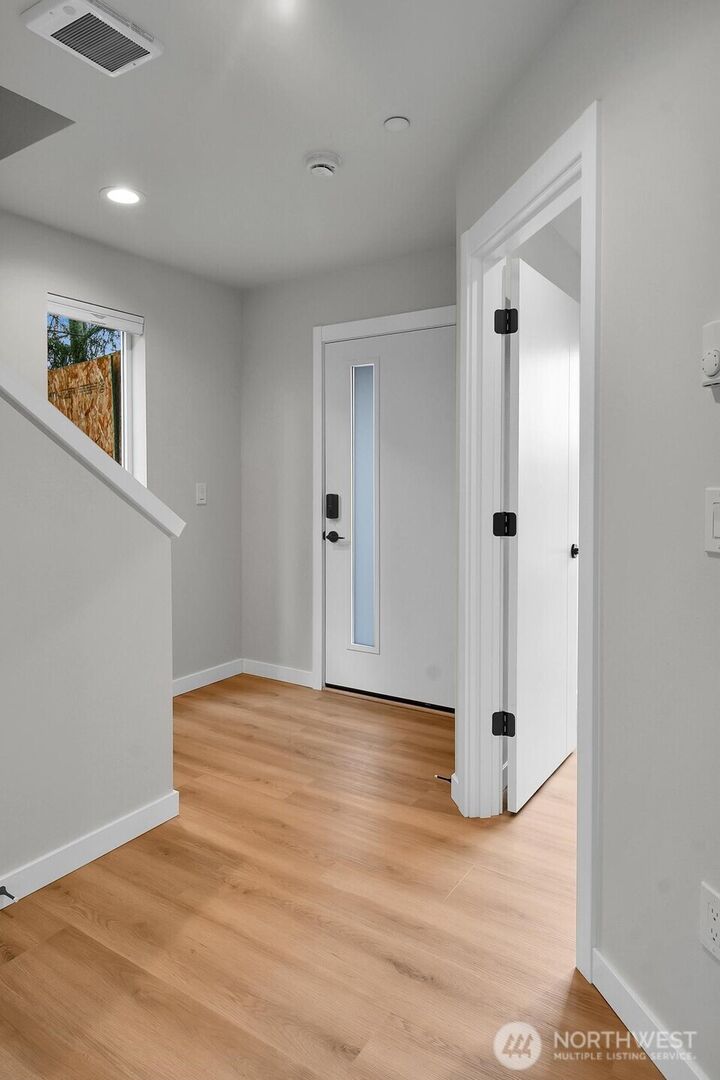 Property Photo:  222  124th Street SW E2  WA 98204 